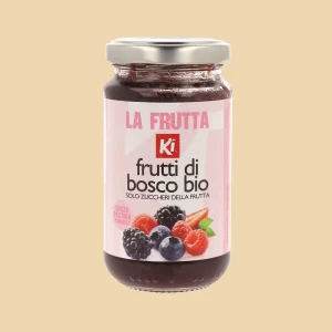 Vaso di confettura biologica KI ai frutti di bosco senza pectina, etichetta frontale rosa con immagine di more, lamponi, fragole e mirtilli, formato 220g.