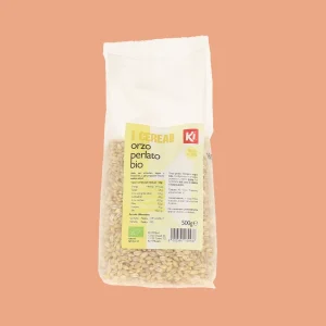 Confezione frontale di Orzo Perlato Bio KI da 500g, in sacchetto trasparente con etichetta gialla.